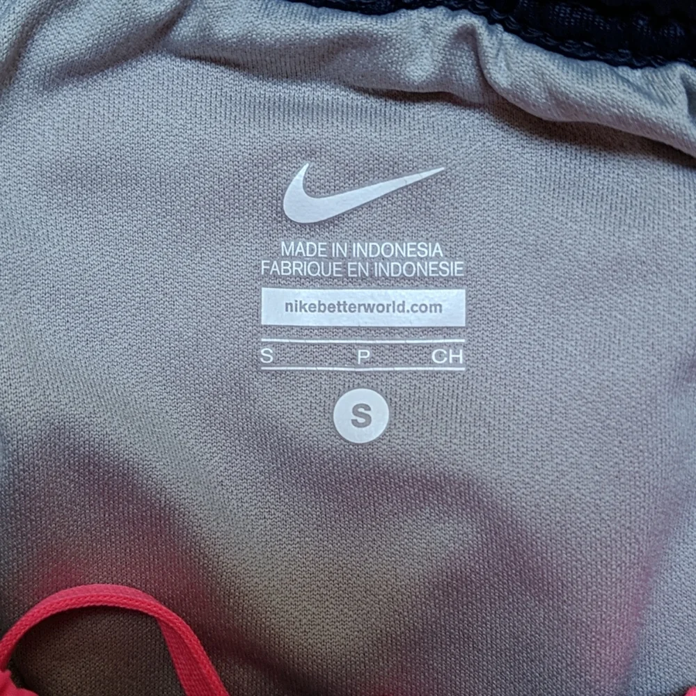 Nike girls athletic